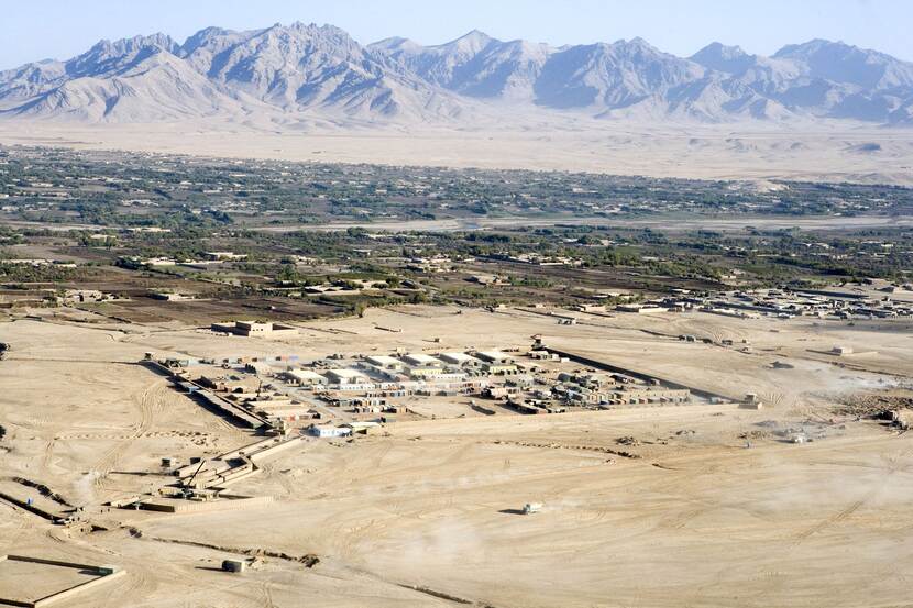 Overzichtsfoto van Kamp Hadrian in Afghanistan.