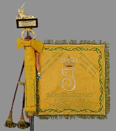 Vaandel garderegiment Fuseliers Prinses Irene voorkant.