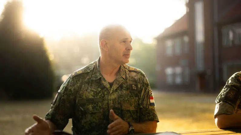 Een portretfoto van AOO Michel Vonk.