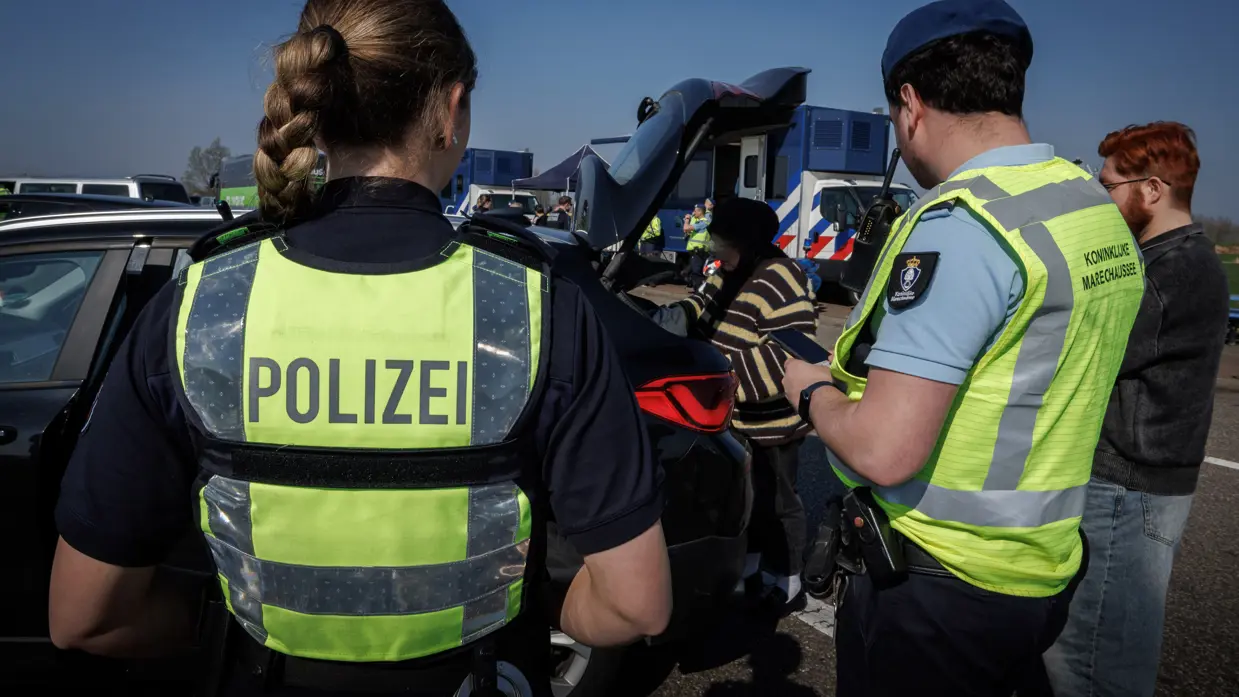 Duitse politie en Marechaussee zij aan zij tijdens controleactie Korridor Fahndung.