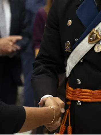Een uniform van de Marechaussee