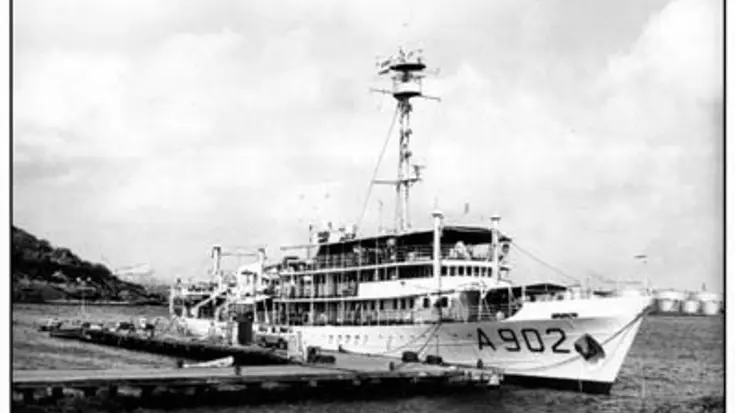 Opnemingsvaartuig Hr.Ms. Luymes