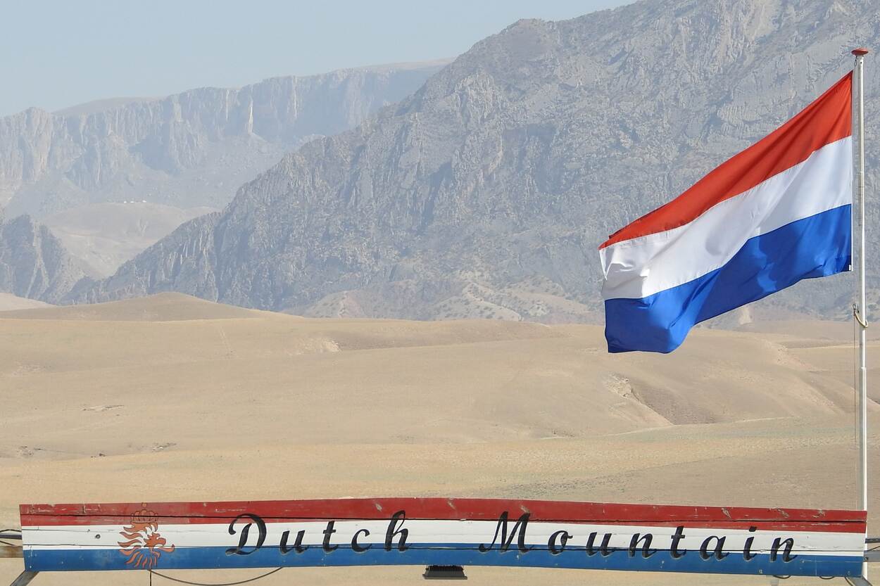 Nederlandse missievlaggen Afghanistan naar Nationaal Militair Museum