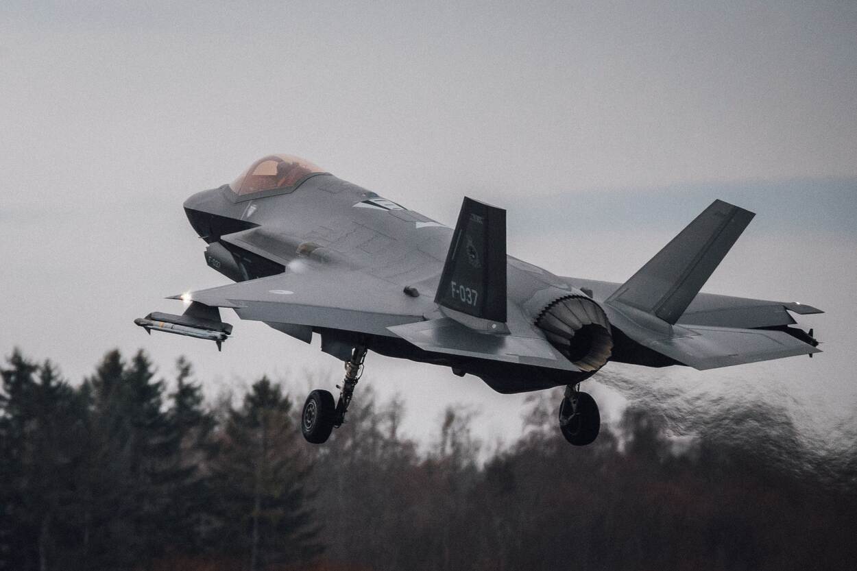 F-35 takes off in Estonia