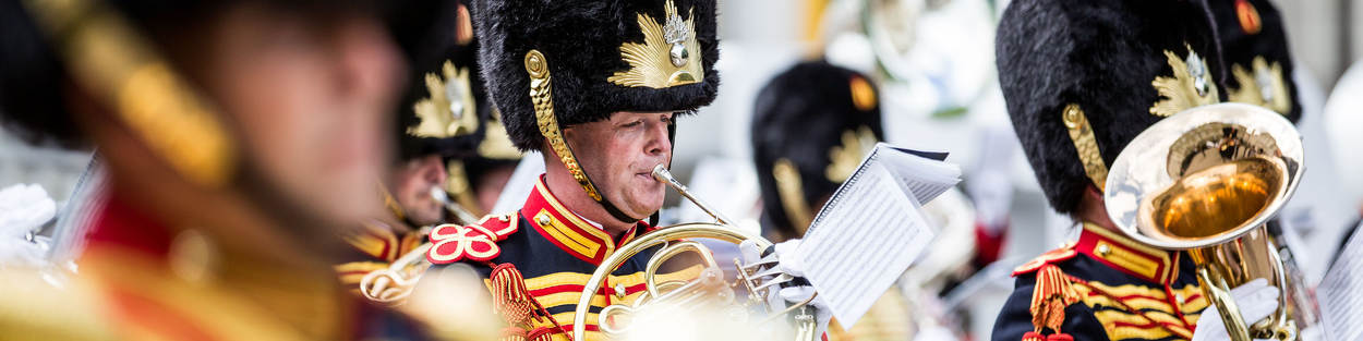 Muzikant van de KMK 'Johan Willem Friso'.