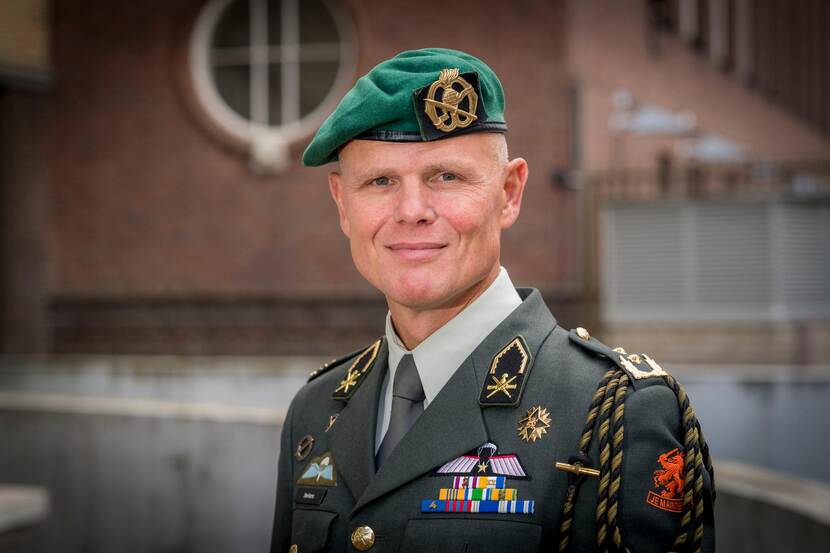 Portretfoto MIVD-directeur generaal-majoor Jan Swillens.