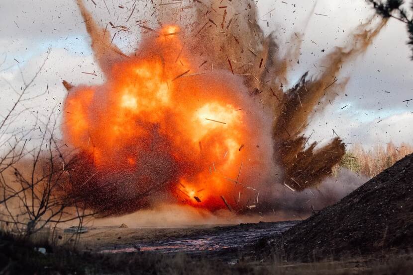 Explosie met veel vuur.