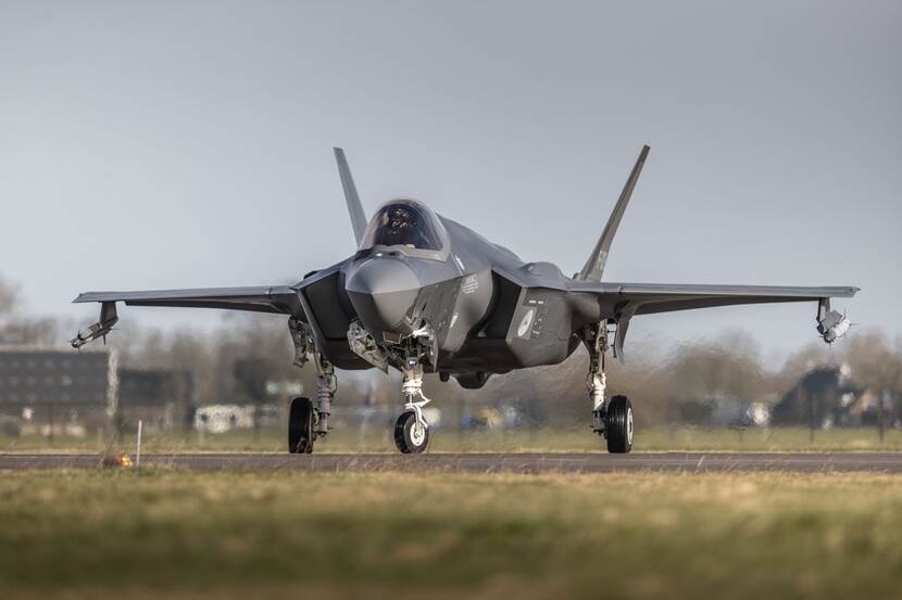 Een F-35, klaar voor vertrek naar de oostflank.