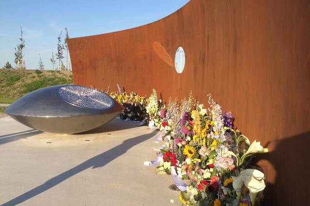 Het MH17-monument in Vijfhuizen.