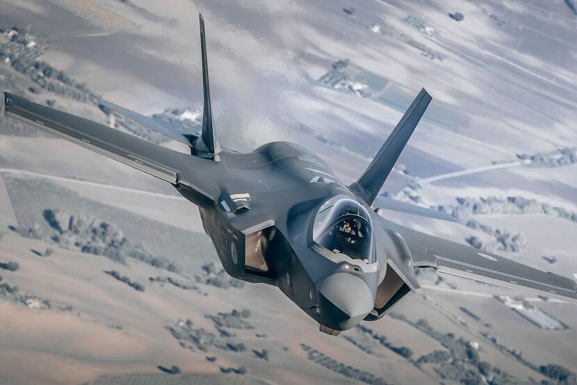 F-35 in de lucht.