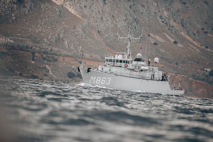 Zr.Ms. Vlaardingen.