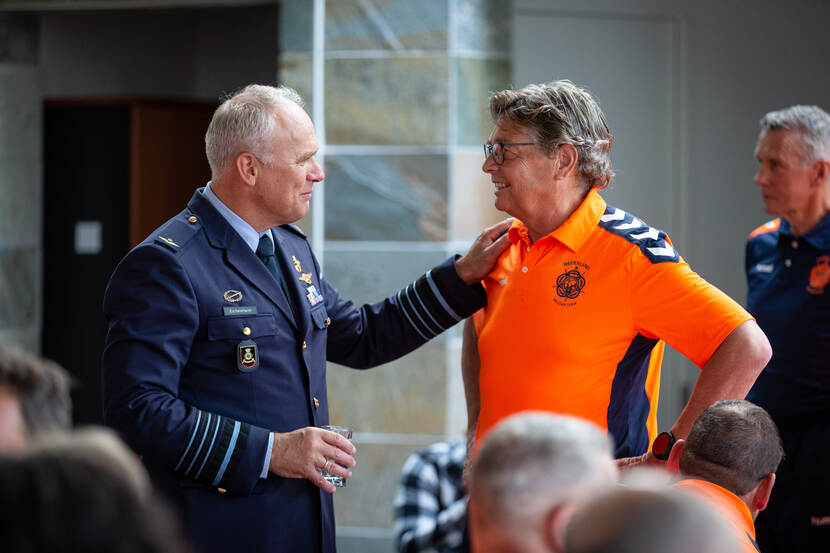 De CDS in gesprek met deelnemer Nederlands Invictus Games-team.