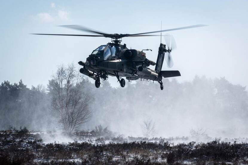 Apaches in de sneeuw.