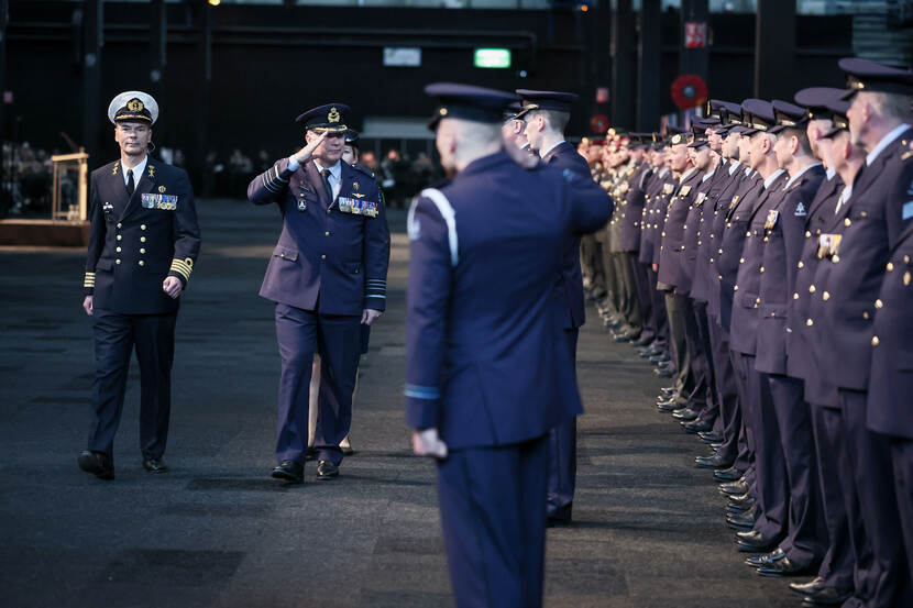 Militaire ceremonie in Gorinchem, waarbij 700 militairen een speciale onderscheiding krijgen.