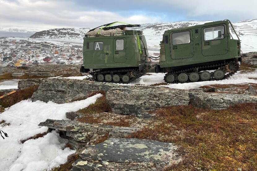 All-terrain patrouillevoertuigen, zogenoemde BV206D’s.