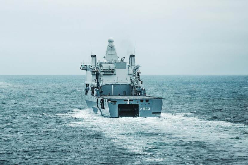 Zr.Ms. Karel Doorman.