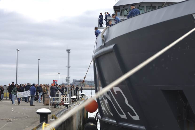 Boeg van Zr.Ms. Luymes.