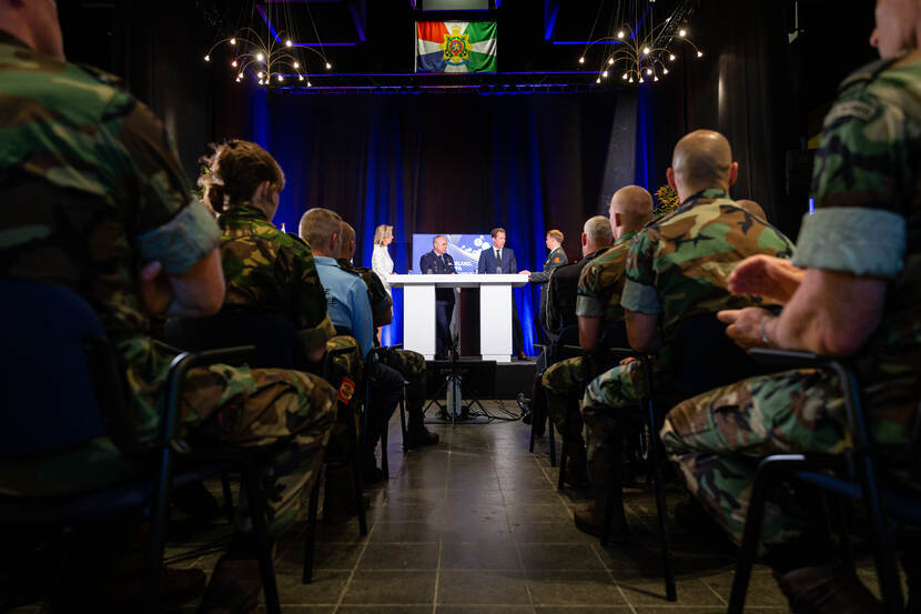 Militairen tijdens presentatie Defensienota.