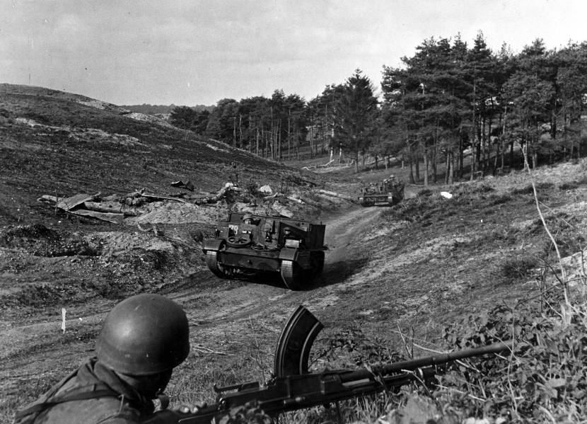 De Irenebrigade trekt door Frankrijk en België. Archieffoto: ministerie van Defensie.