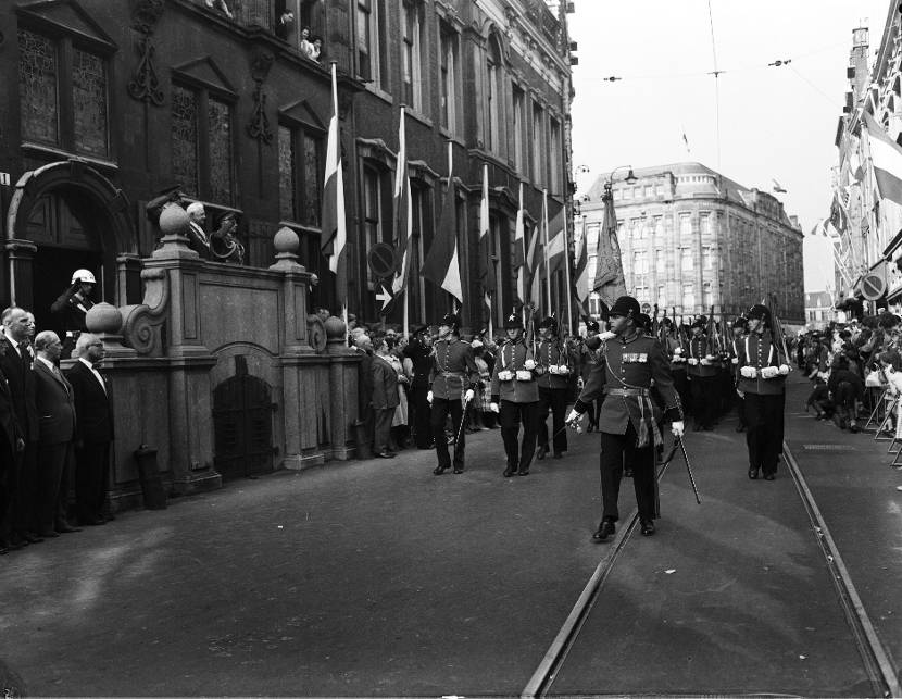 Irenebrigade in actie tijdens een van de vele tradities. Archieffoto: ministerie van Defensie.