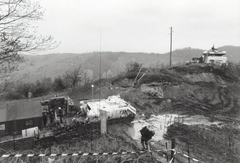 Observatiepost Alfa in de enclave Srebrenica april 1994.