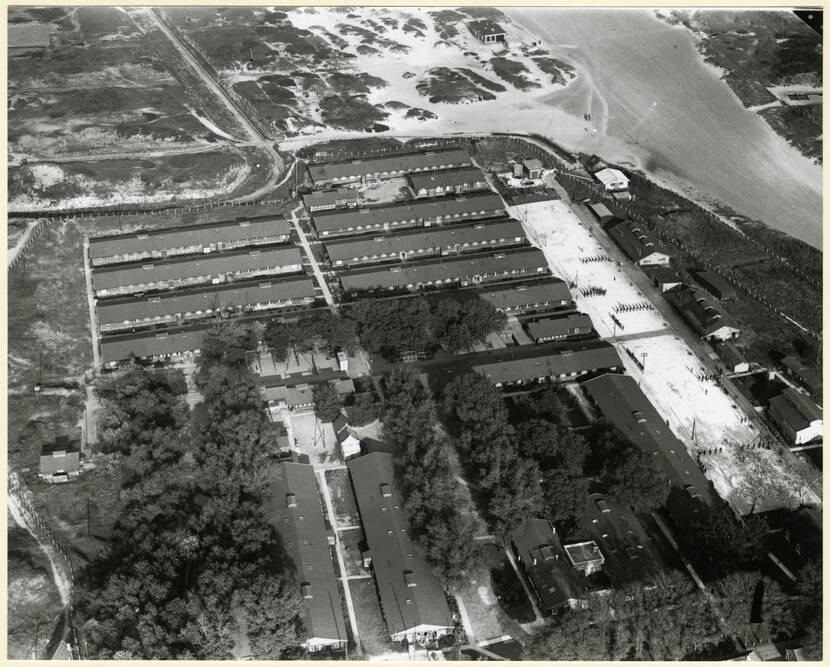 Luchtfoto Kamp Waalsdorp ca. 1930.