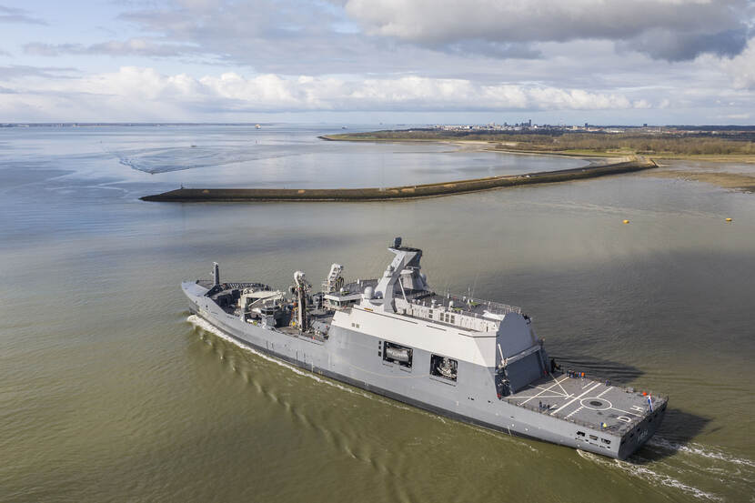 Combat Support Schip Zr.Ms. Den Helder.