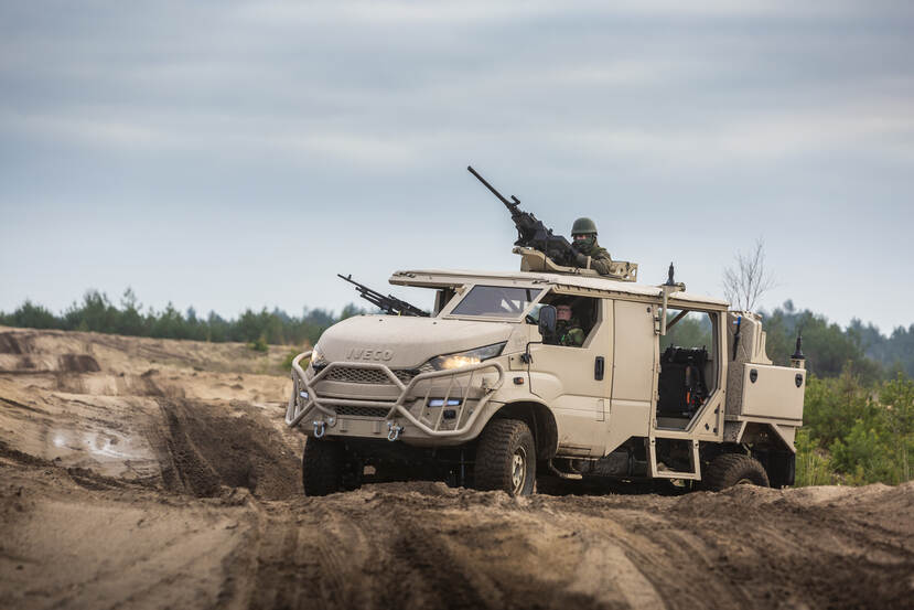 Anaconda-terreinwagen op de heide.