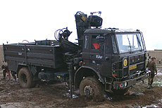 Een DAF YAK-4442 in de modder.