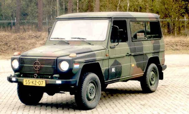 Veículo off-road Mercedes-Benz 290GD.