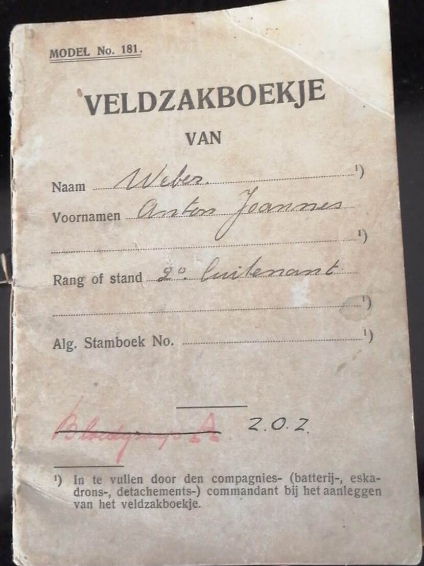 Veldzakboekje van A.J. Weber.