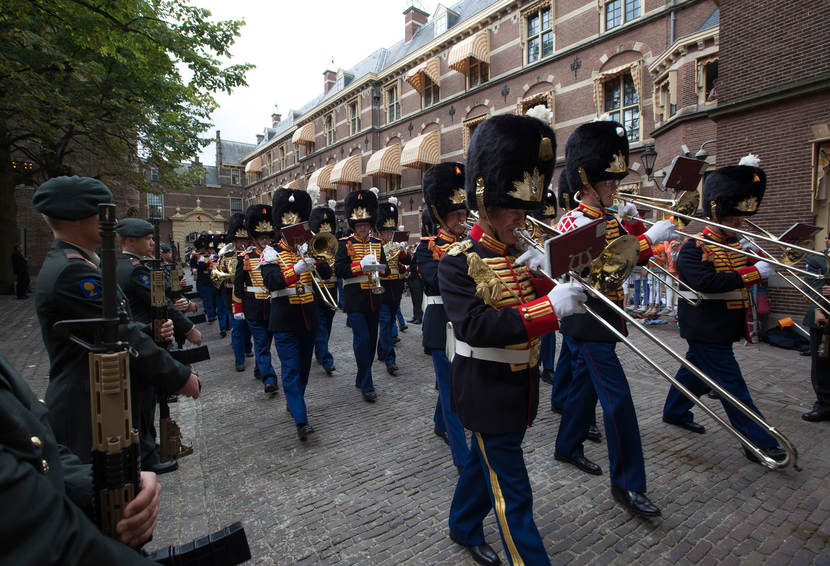 Koninklijke Militaire Kapel 'Johan Willem Friso' speelt tijdens Prinsjesdag