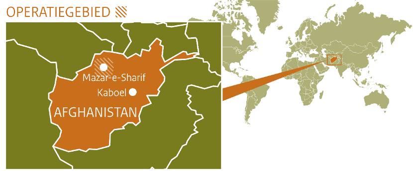 Afghanistan, uitgelicht op wereldkaart. Operatiegebied is gearceerd en beslaat gebied rond Mazar-e-Sharif in Noord-Afghanistan.