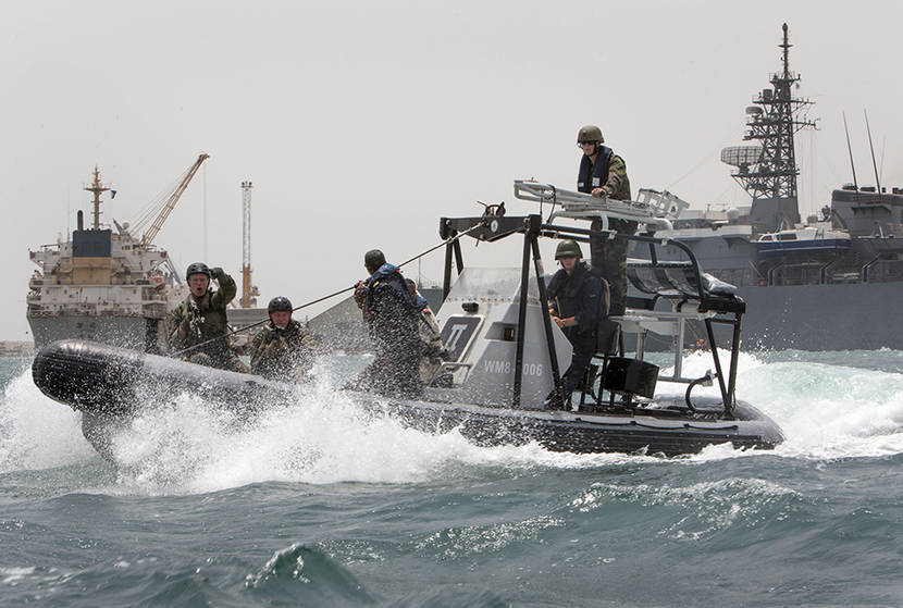 Een Rigid Hull Inflatable Boat (RHIB).